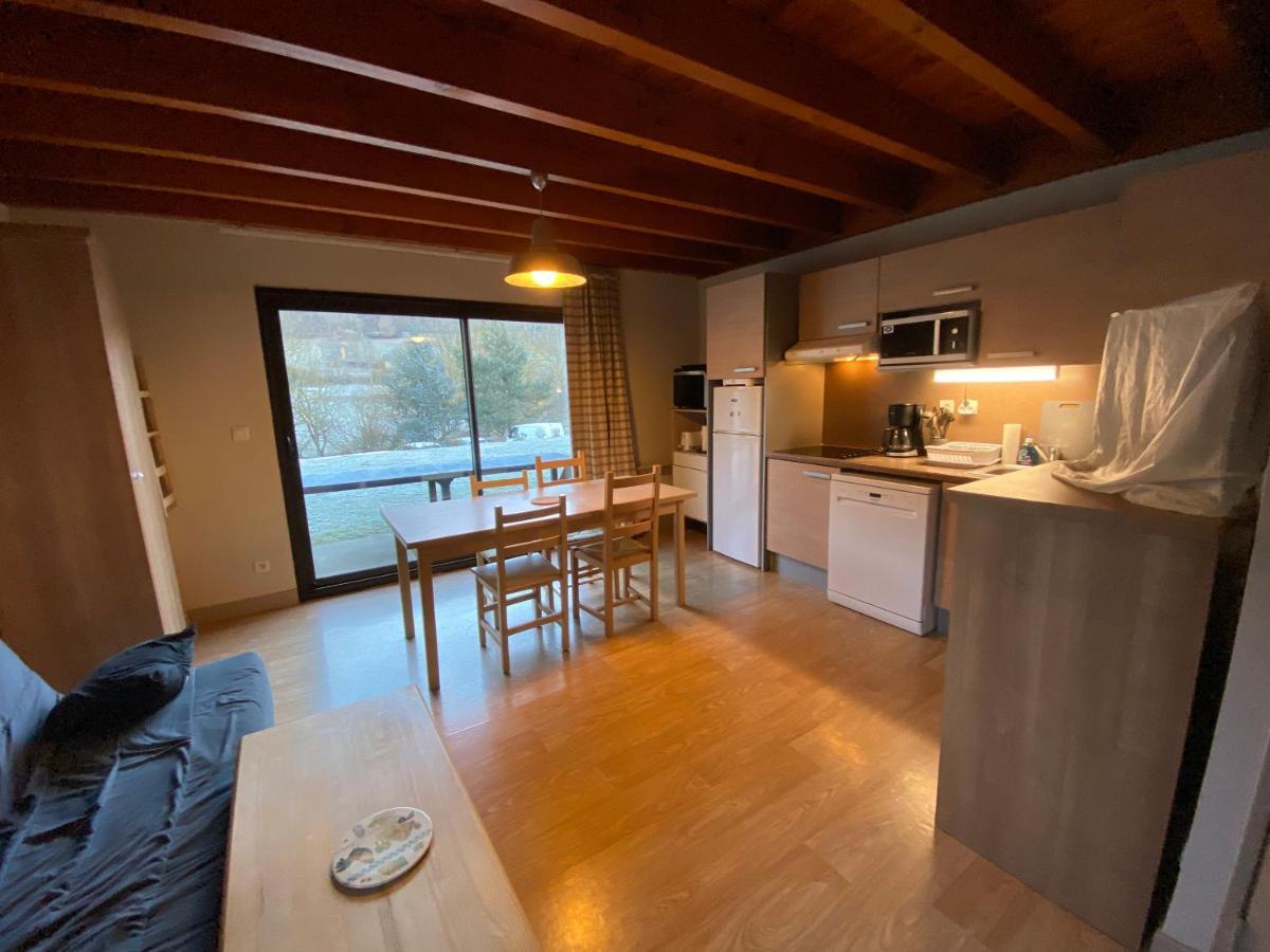 Appartement En Duplex Pour 8 Personnes Arreau Exterior photo